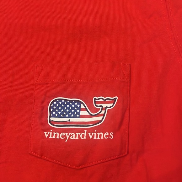Vineyard vines women’s small red T-shirt, USA theme - Picture 3 of 4